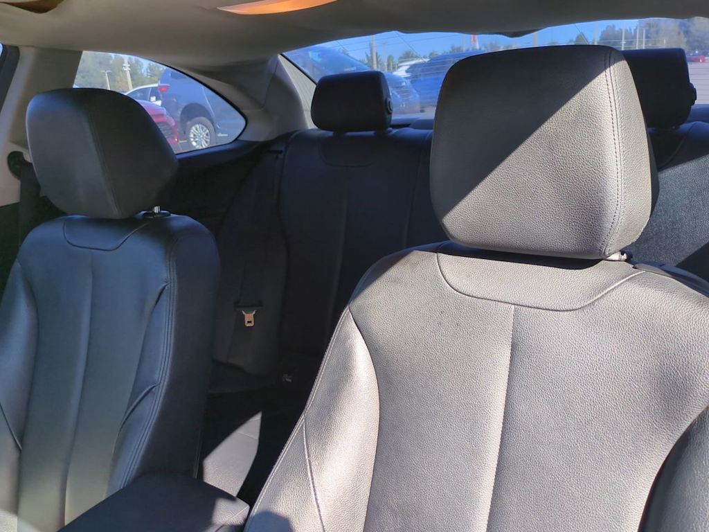 Thumbnail: 2015 BMW 2 Series - 10