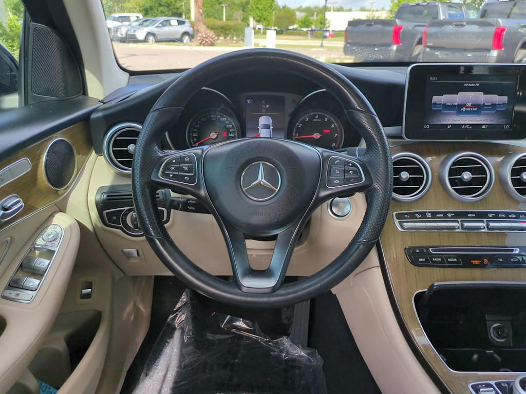 Thumbnail: 2019 Mercedes-Benz GLC - 8