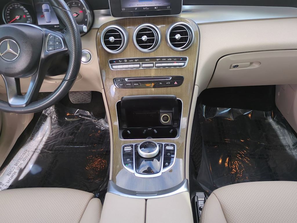 Thumbnail: 2019 Mercedes-Benz GLC - 12