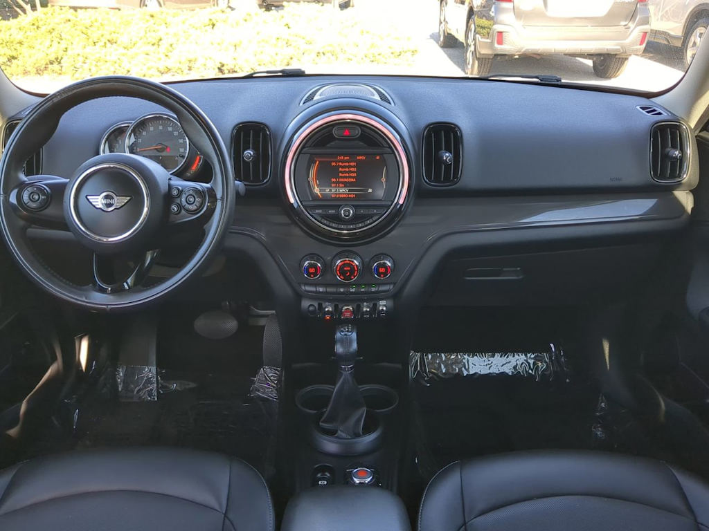 2018 MINI Cooper Countryman Base 2