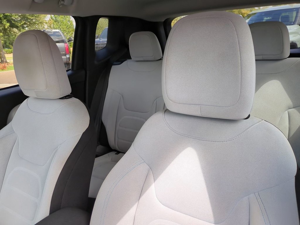 Thumbnail: 2018 Jeep Renegade - 10