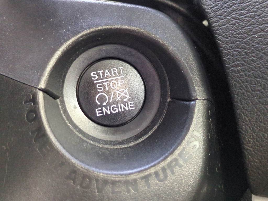 Thumbnail: 2018 Jeep Renegade - 25