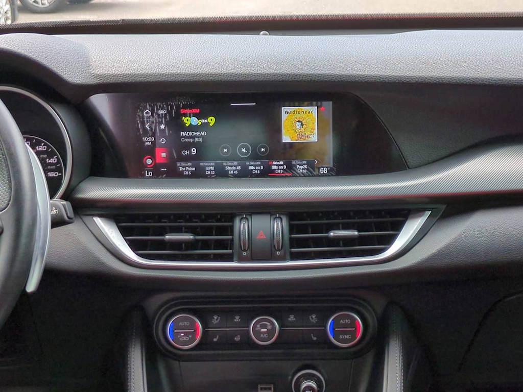 Thumbnail: 2022 Alfa Romeo Stelvio - 13