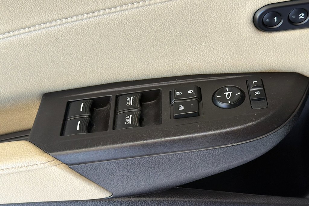 Thumbnail: 2016 Acura ILX - 21