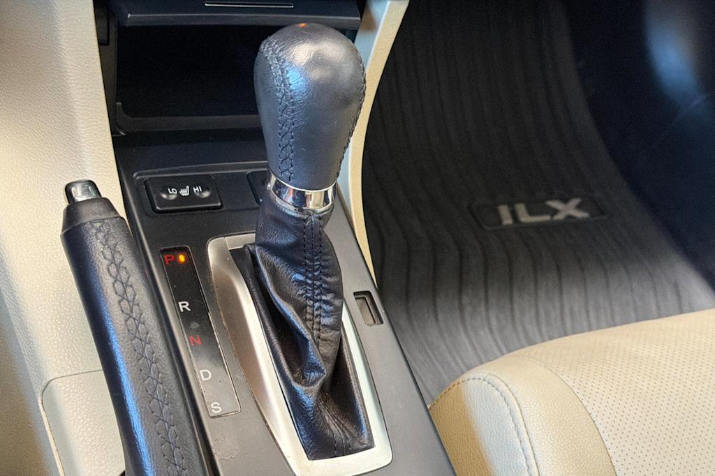 Thumbnail: 2016 Acura ILX - 14