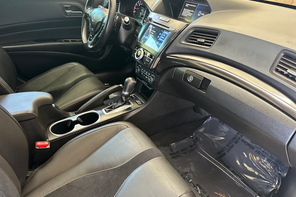 Thumbnail: 2019 Acura ILX - 10