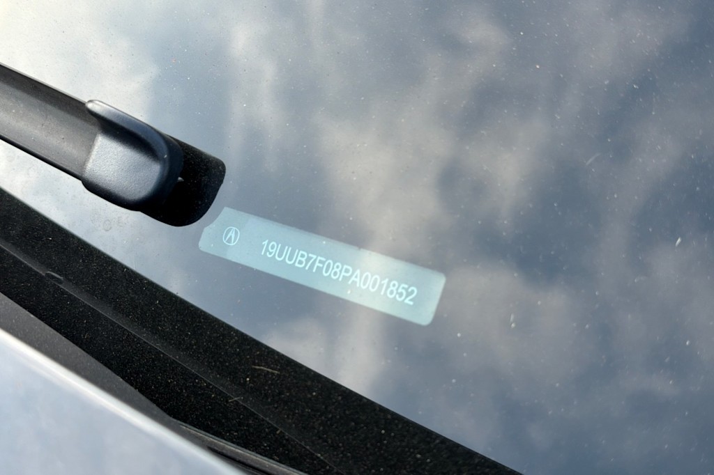Thumbnail: 2023 Acura TLX - 22