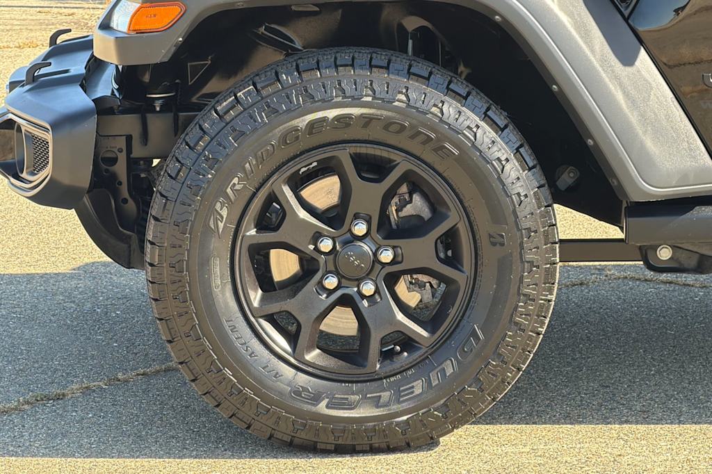 Thumbnail: 2023 Jeep Wrangler - 8