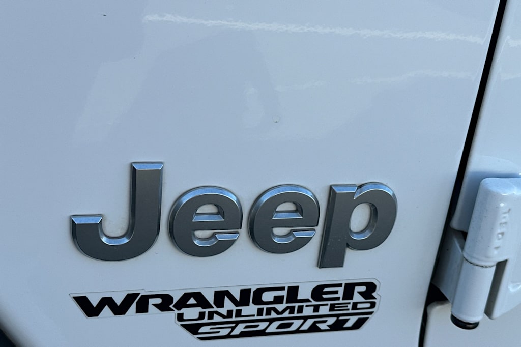 Thumbnail: 2018 Jeep Wrangler - 22