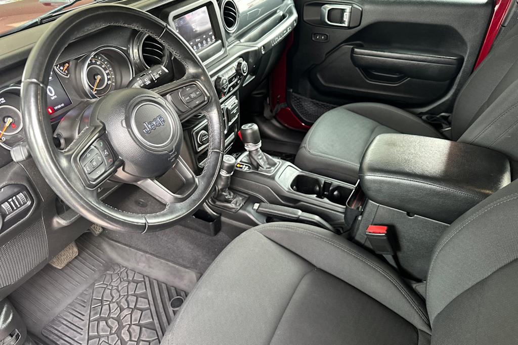 Thumbnail: 2022 Jeep Wrangler - 10