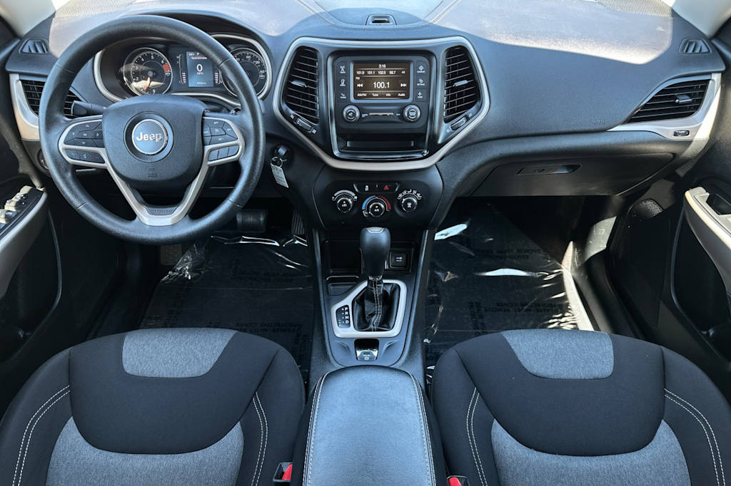 Thumbnail: 2018 Jeep Cherokee - 2
