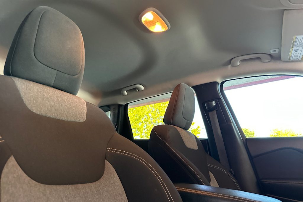 Thumbnail: 2018 Jeep Cherokee - 10