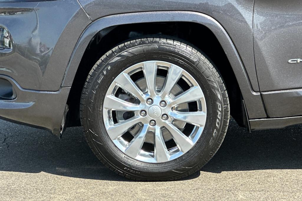 Thumbnail: 2018 Jeep Cherokee - 8