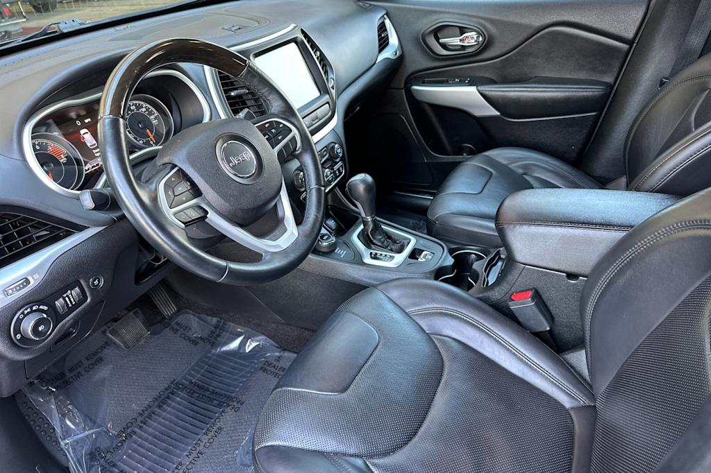 Thumbnail: 2018 Jeep Cherokee - 10