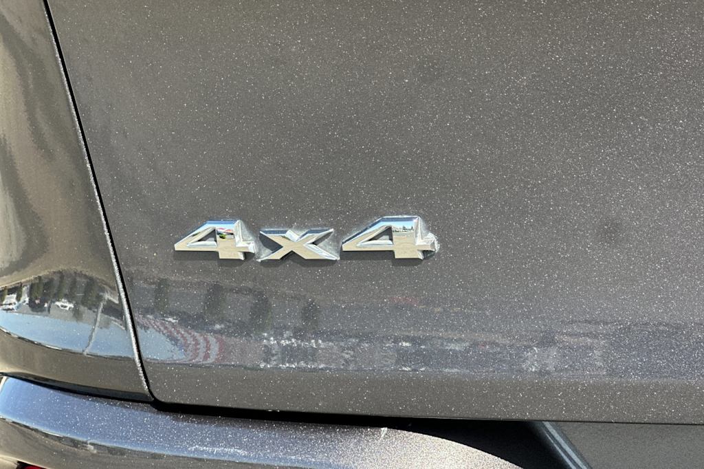 Thumbnail: 2018 Jeep Cherokee - 7