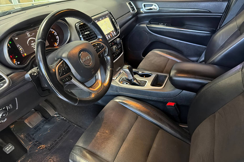 Thumbnail: 2020 Jeep Grand Cherokee - 10