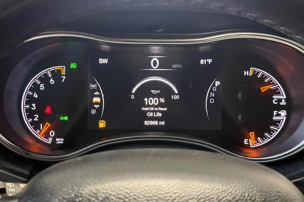 Thumbnail: 2020 Jeep Grand Cherokee - 16