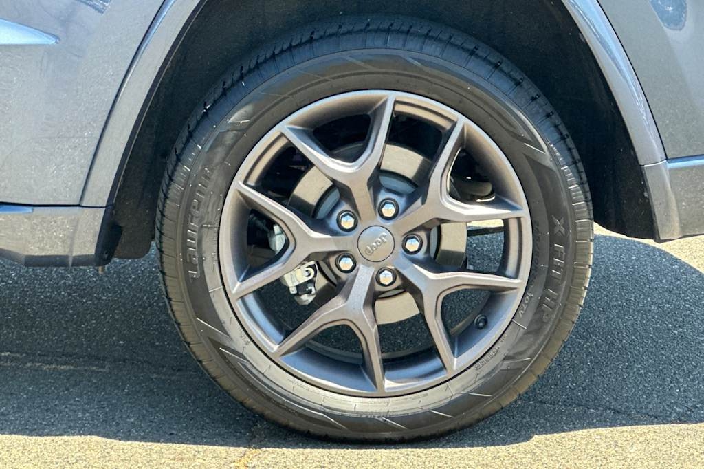Thumbnail: 2021 Jeep Grand Cherokee - 8