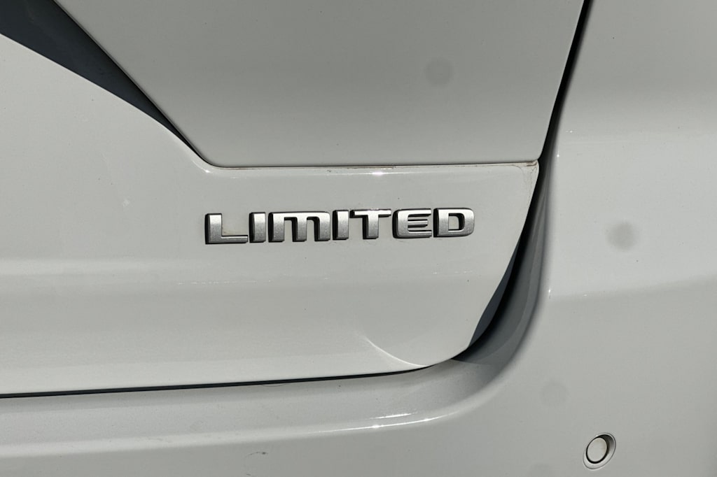 Thumbnail: 2024 Jeep Grand Cherokee - 7