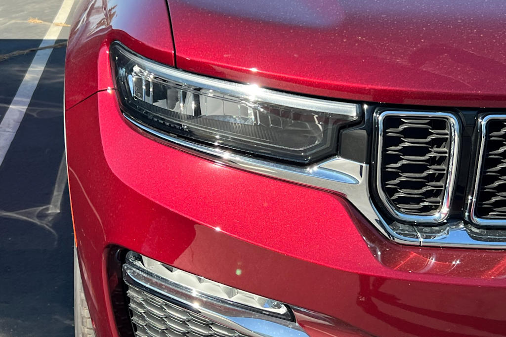 Thumbnail: 2024 Jeep Grand Cherokee - 10