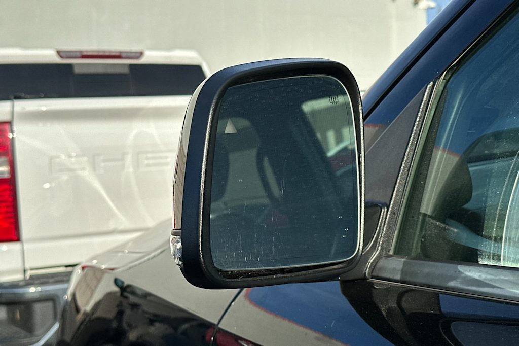 Thumbnail: 2023 Dodge Durango - 6