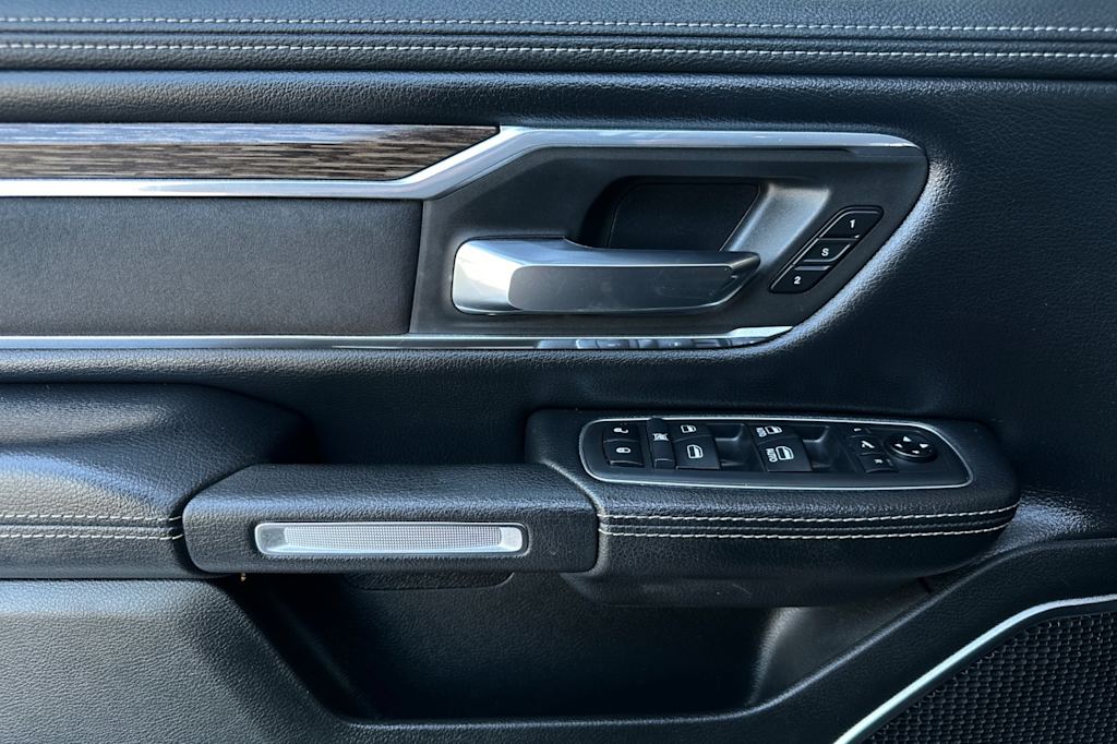Thumbnail: 2019 RAM 1500 - 19