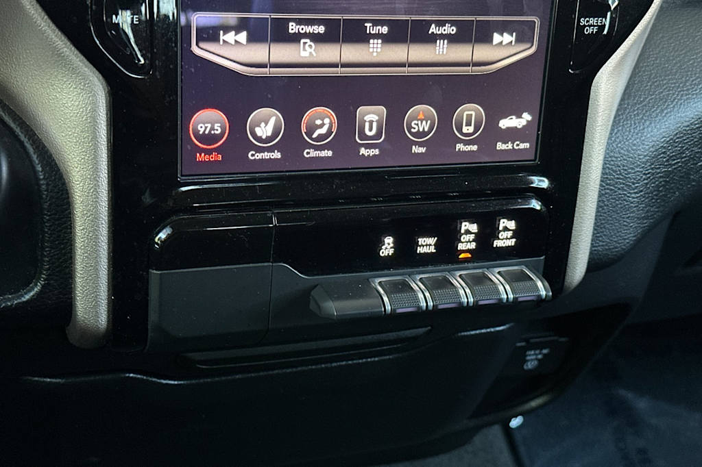 Thumbnail: 2019 RAM 1500 - 26
