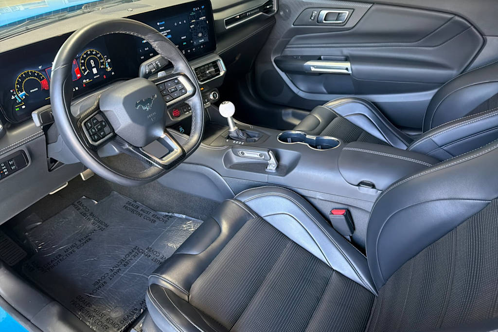 Thumbnail: 2025 Ford Mustang - 8