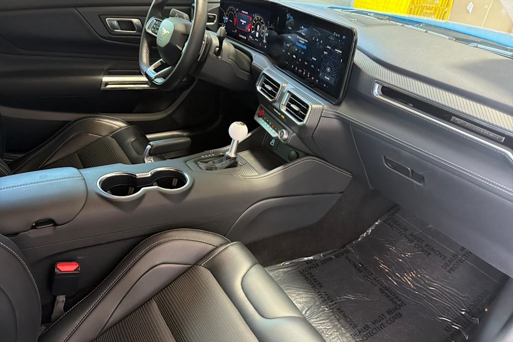 Thumbnail: 2025 Ford Mustang - 2