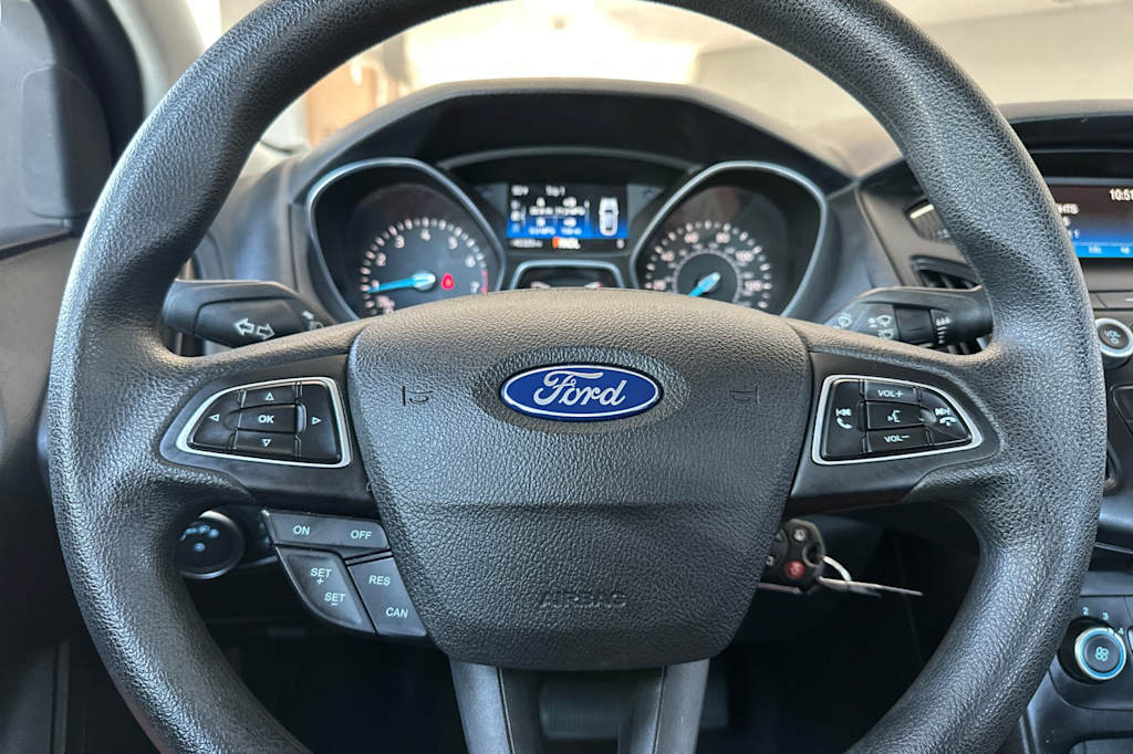 Thumbnail: 2018 Ford Focus - 26