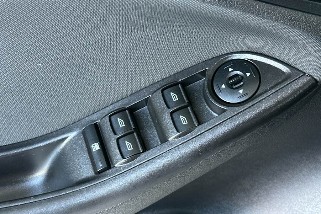 Thumbnail: 2018 Ford Focus - 22
