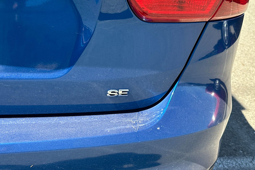 Thumbnail: 2018 Ford Focus - 5