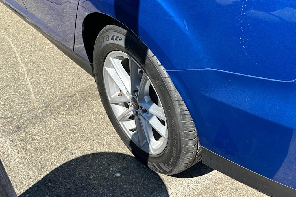 Thumbnail: 2018 Ford Focus - 8