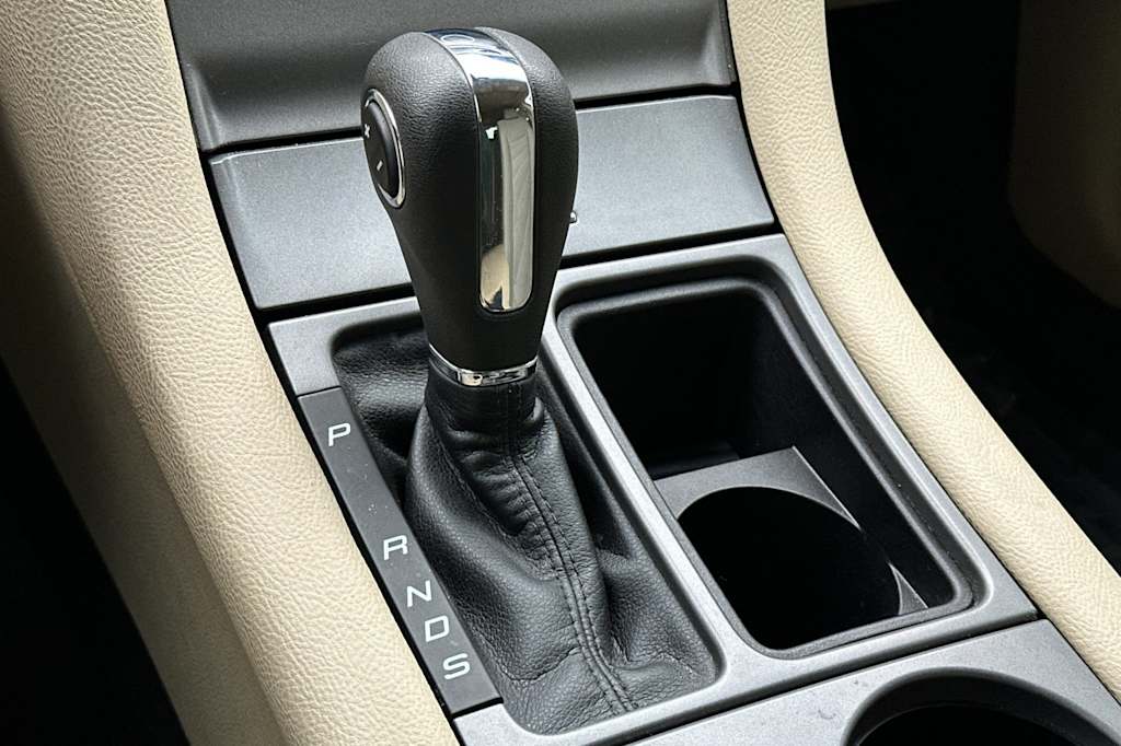 Thumbnail: 2018 Ford Taurus - 15