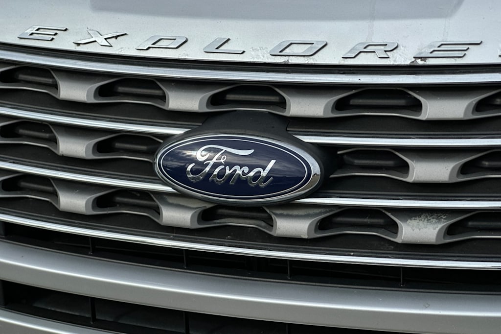 Thumbnail: 2017 Ford Explorer - 12