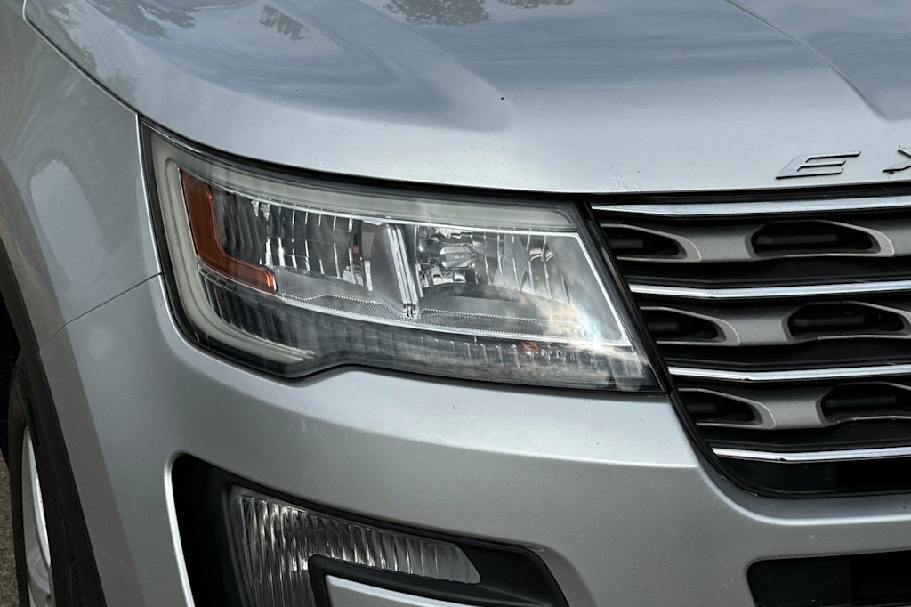 Thumbnail: 2017 Ford Explorer - 10