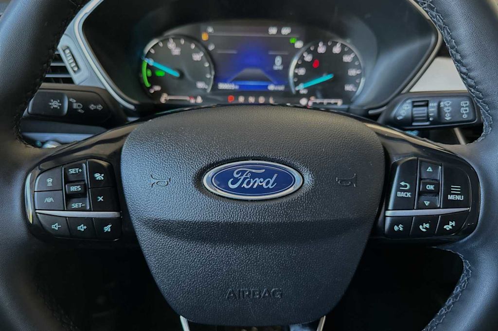 2022 Ford Escape SE Sport Hybrid 30