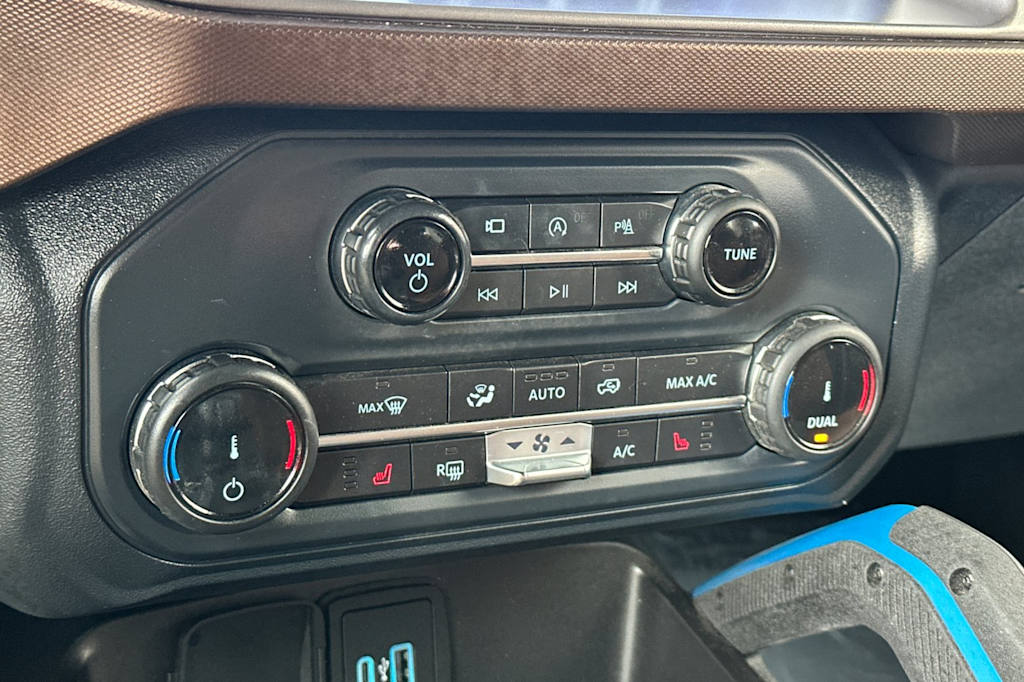 Thumbnail: 2022 Ford Bronco - 27