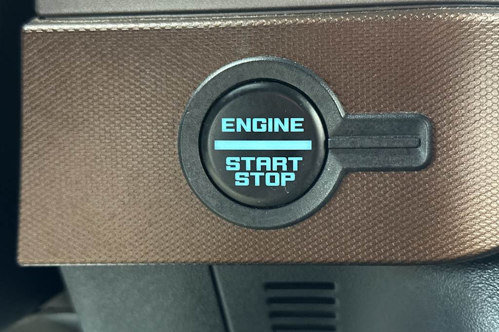 Thumbnail: 2022 Ford Bronco - 28