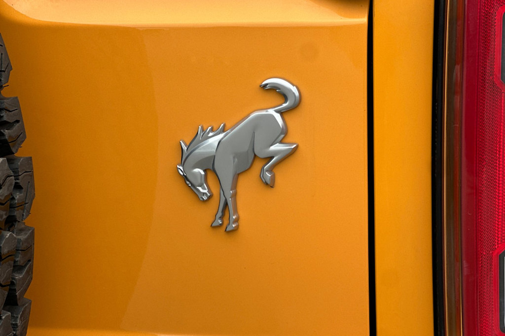 Thumbnail: 2022 Ford Bronco - 7