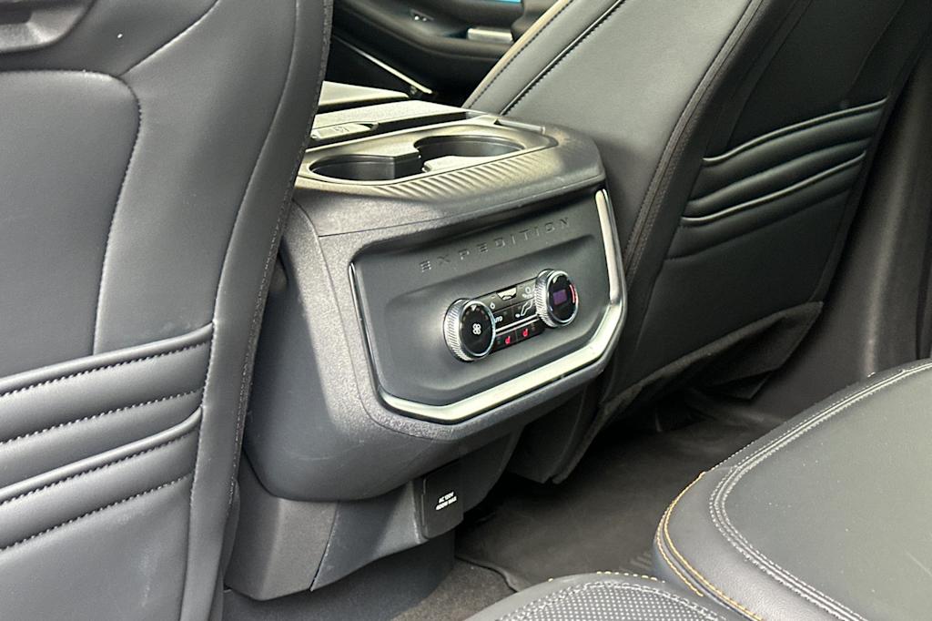 Thumbnail: 2025 Ford Expedition - 21