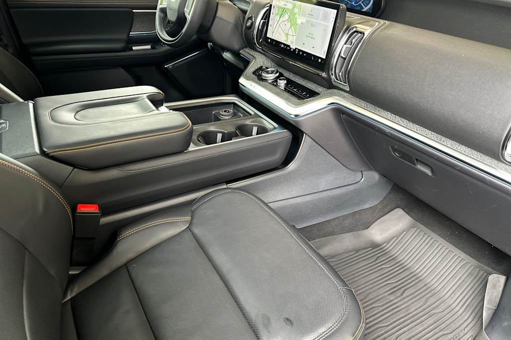 Thumbnail: 2025 Ford Expedition - 12