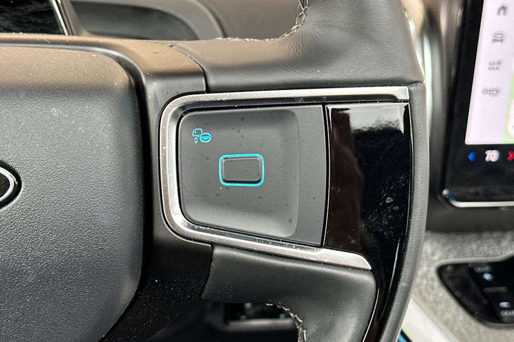 Thumbnail: 2025 Ford Expedition - 32