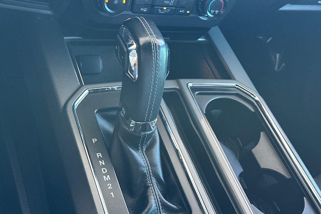 Thumbnail: 2015 Ford F-150 - 13