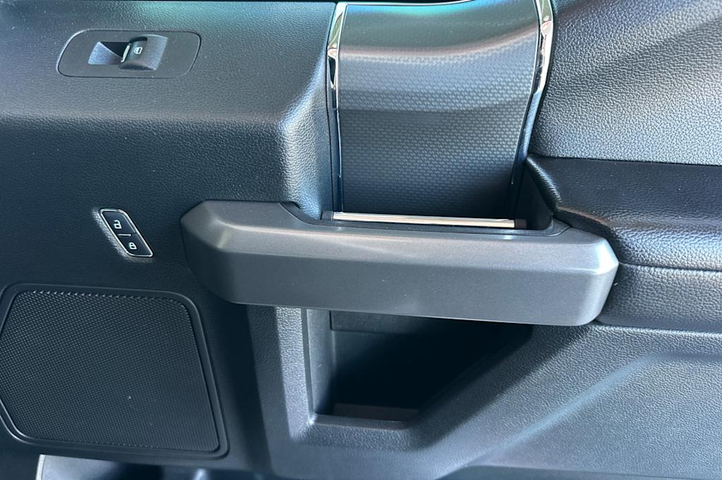Thumbnail: 2015 Ford F-150 - 23