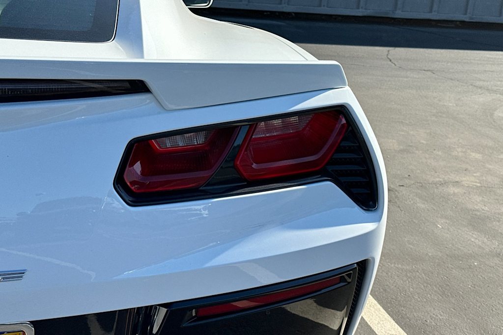 Thumbnail: 2015 Chevrolet Corvette - 20