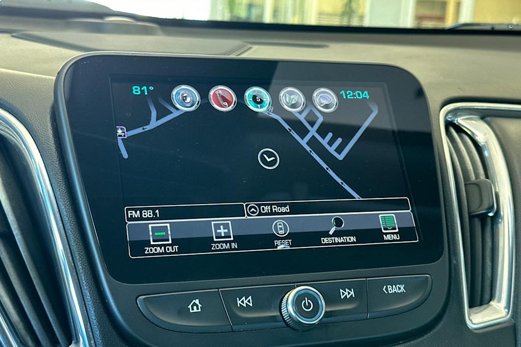 Thumbnail: 2017 Chevrolet Malibu - 25