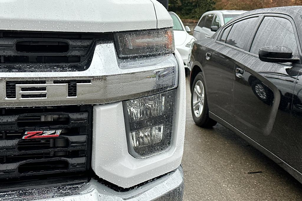 Thumbnail: 2023 Chevrolet Silverado 2500 - 15