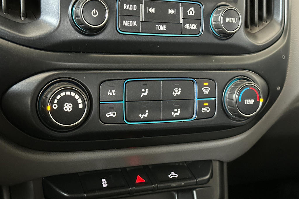 Thumbnail: 2016 Chevrolet Colorado - 25