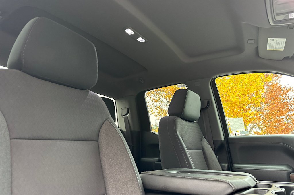 Thumbnail: 2019 Chevrolet Silverado 1500 - 22